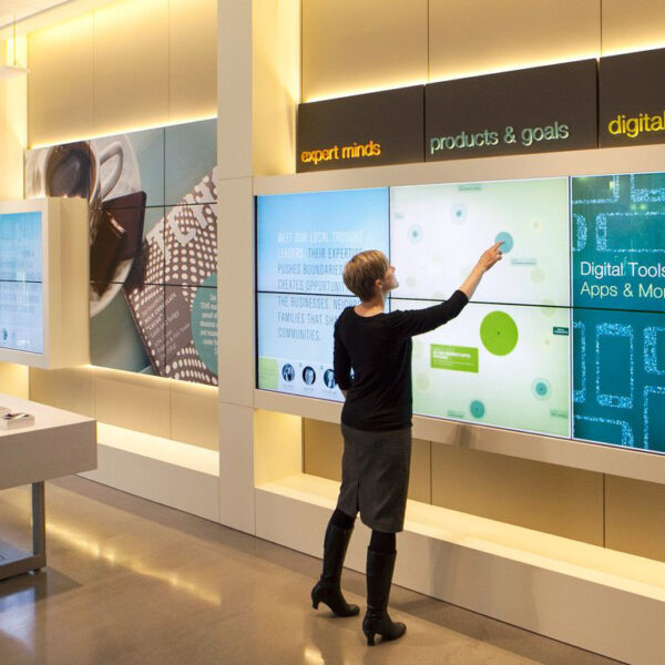 lusens retail display