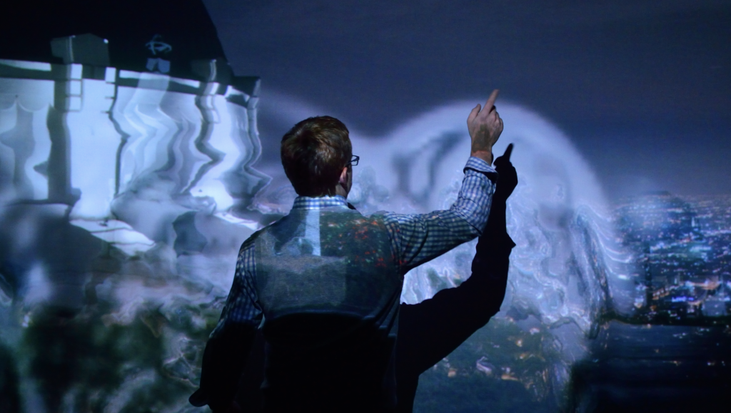 INTERACTIVE WALL PROJECTION Lusens